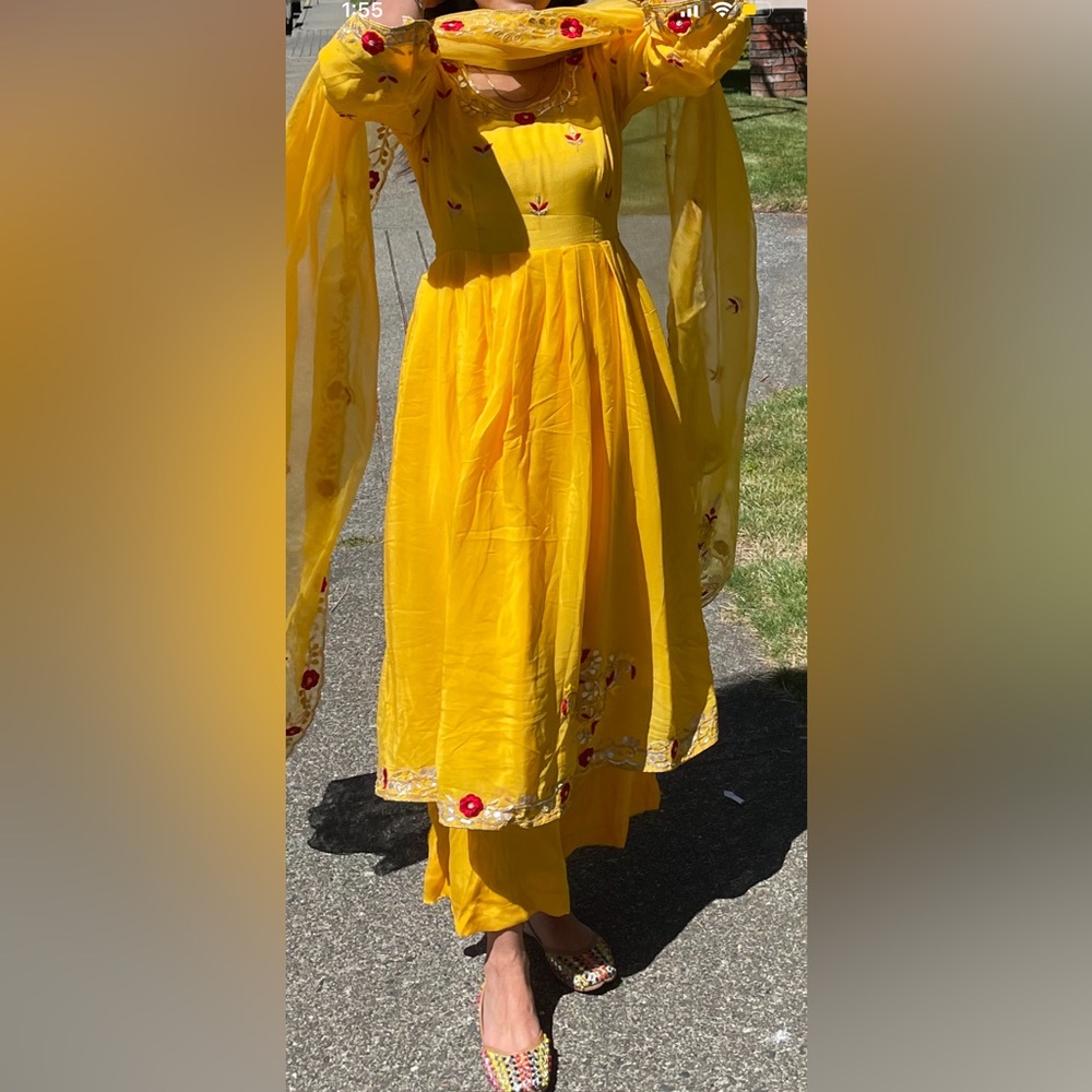 Punjabi/Pakistani/indian salwar suit